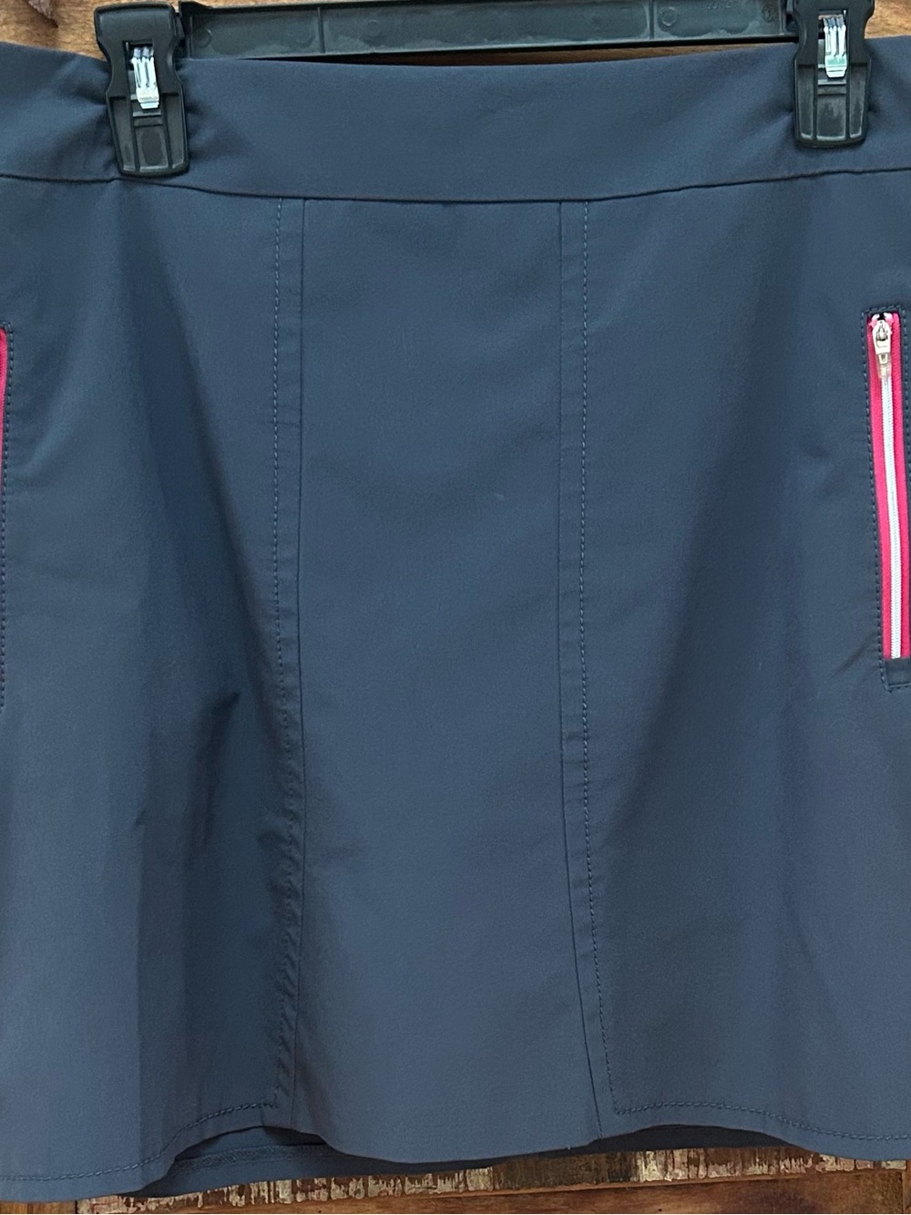 Annika Cutter & Buck Women’s Navy Skort with Pink Zip Trim
